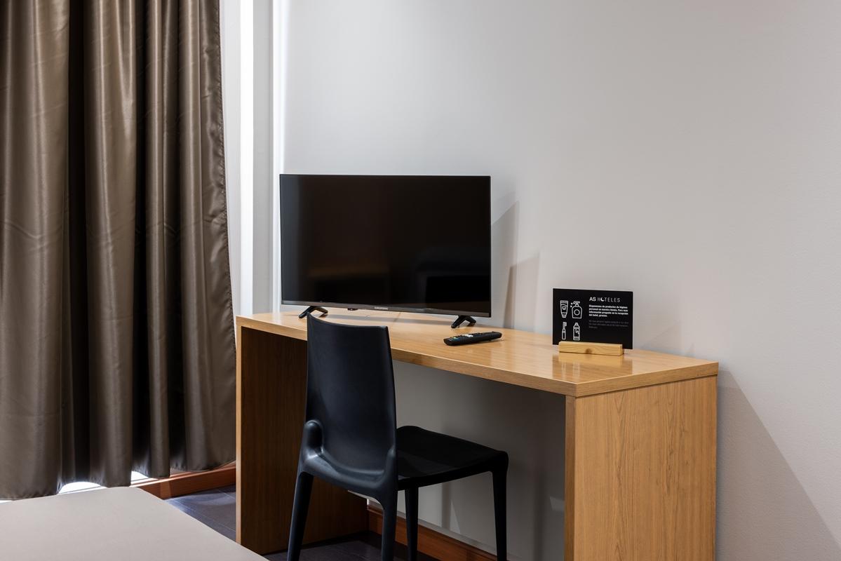 As Hoteles Ponferrada Columbrianos Εξωτερικό φωτογραφία