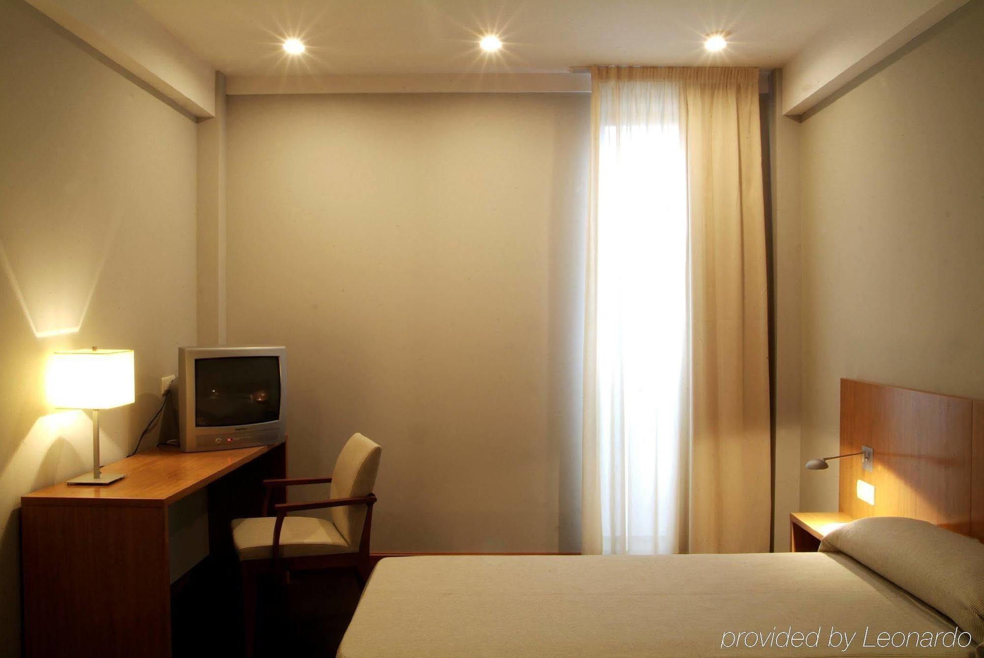 As Hoteles Ponferrada Columbrianos Εξωτερικό φωτογραφία